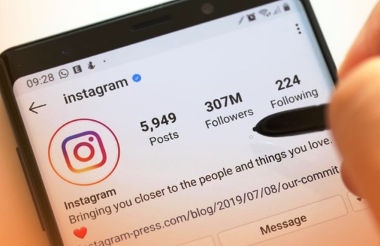 Cara Tag Orang di Instagram Story Postingan Foto Video dan Komentar dengan Mudah dan Simpel