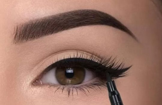 Cara Memakai Eyeliner Bagi Pemula